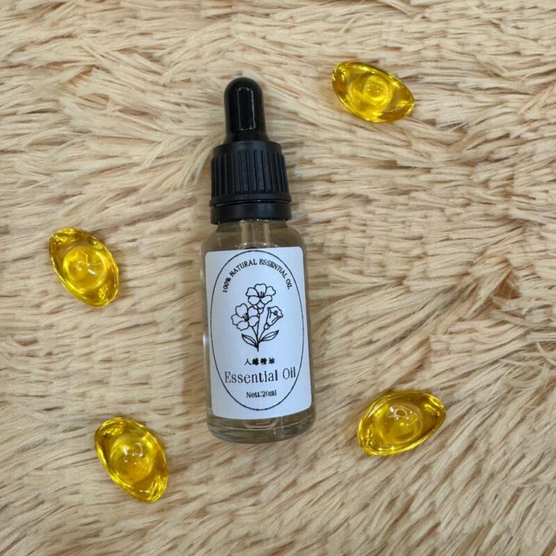 Essential Oil: Attraction